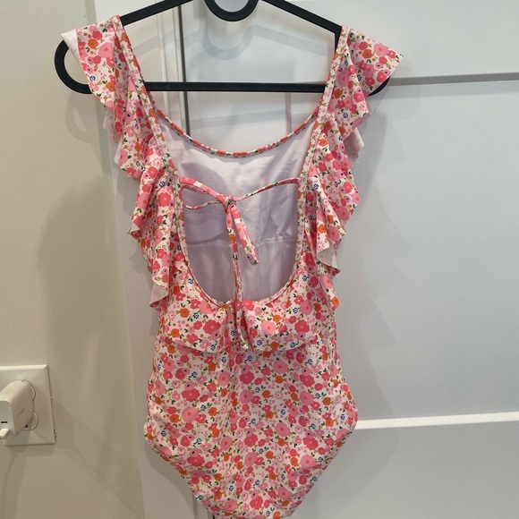 Pink Lily Floral Ruffle Swimsuit - Picture 3 of 5
